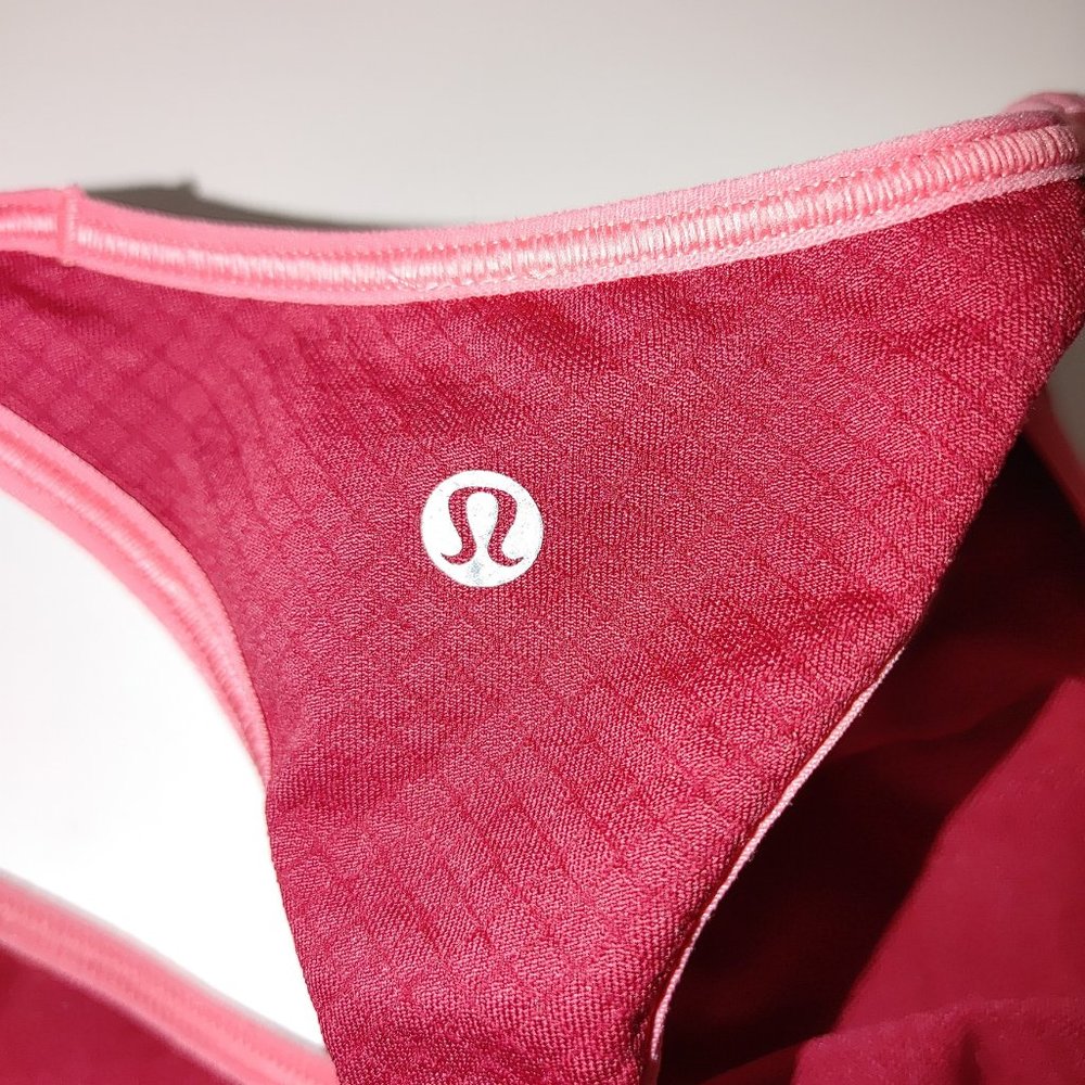 Lululemon Woman's Loop & Hooks Athletic Bra Red S… - image 4